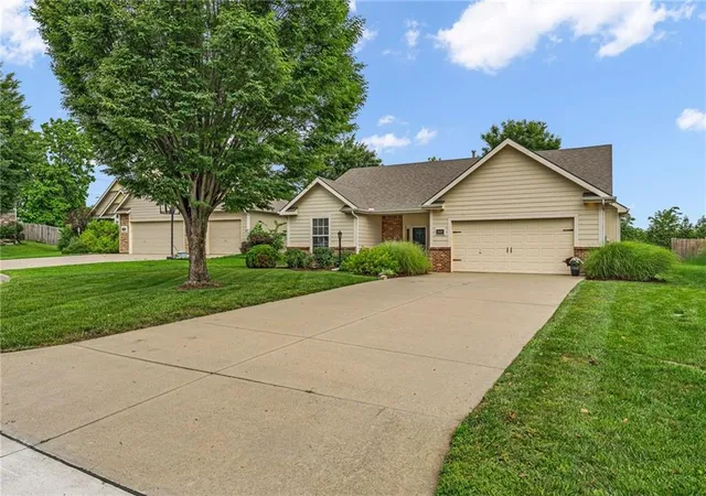 2nd image of 5228 Campbell Pl, Lawrence, KS 66049 | MLS# 2633718