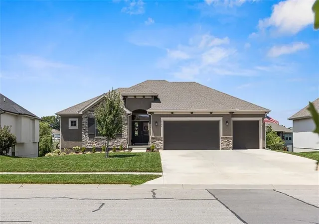Photo 1 of Single family home for sale at 19700 Norton St, Spring Hill, KS 66083 | MLS# 2633720 | Listing updated on 2026-08-16