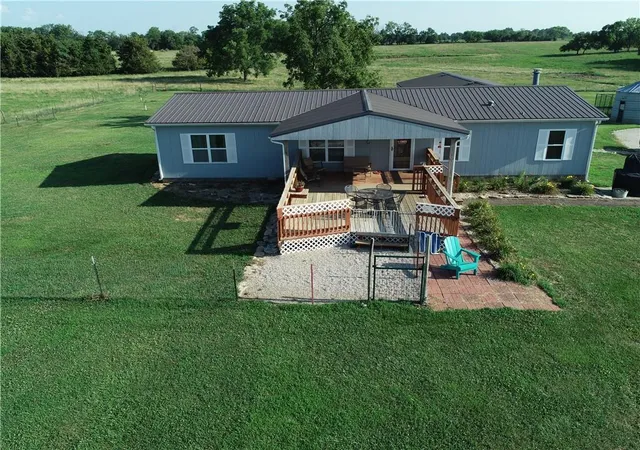 1st image of 375th St, Osawatomie, KS 66064 | MLS# 2633728