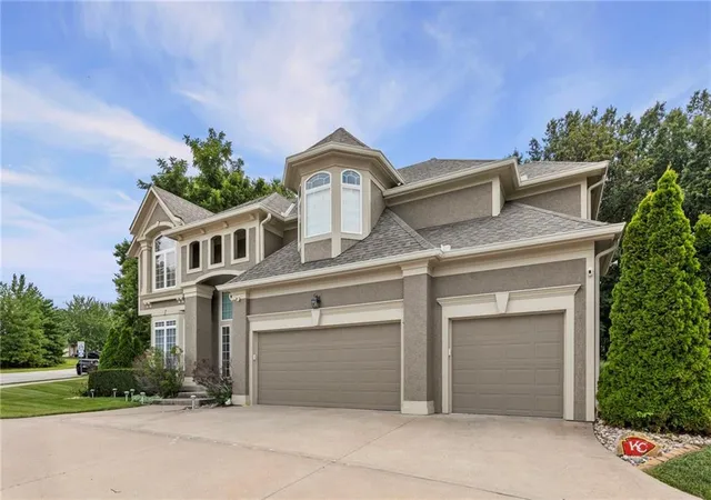 Photo 3 of Single family home for sale at 1441 Ne Daltons Ridge Dr, Lees Summit, MO 64064 | MLS# 2633729 | Listing updated on 2026-10-04