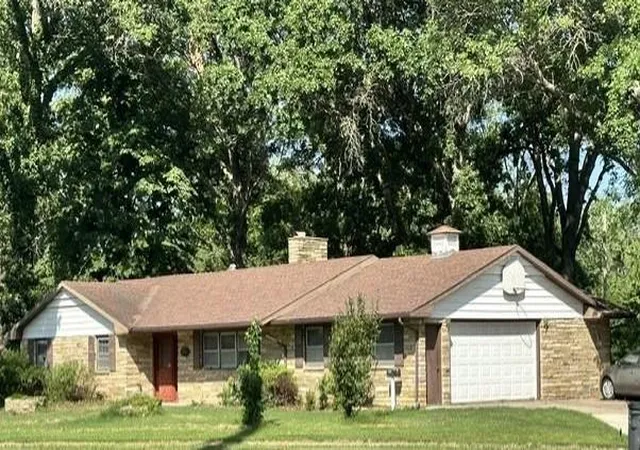 1st image of 1015 E Quincy N/a, Pittsburg, KS 66762 | MLS# 2633732