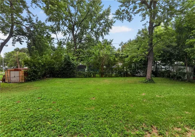 31st image of 16703 E 2 St N, Independence, MO 64056 | MLS# 2633735