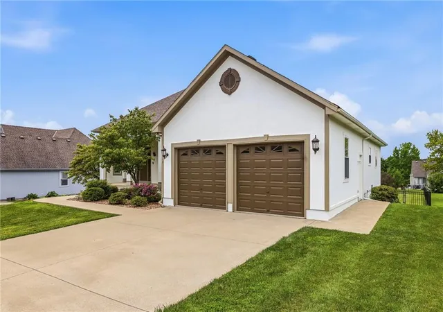 Photo 2 of Single family home for sale at 1713 Remington St, Pleasant Hill, MO 64080 | MLS# 2633738 | Listing updated on 2026-09-08