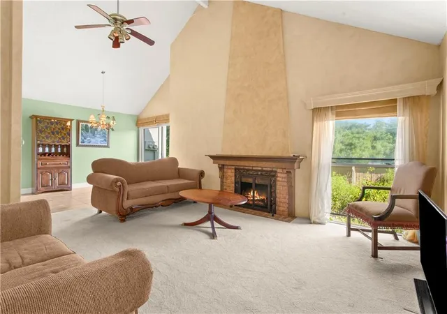 3rd image of 7916 Colony Ln, Lenexa, KS 66215 | MLS# 2633747