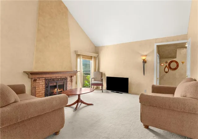 4th image of 7916 Colony Ln, Lenexa, KS 66215 | MLS# 2633747