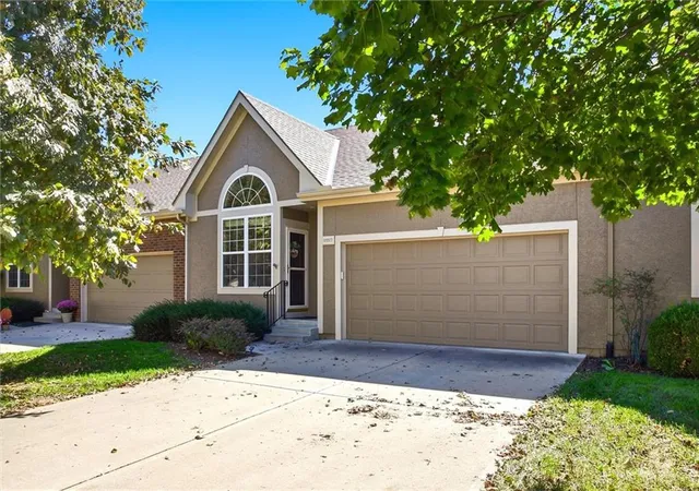 Photo 1 of Townhouse for sale at 15517 W 61st Street, Shawnee, KS 66217 | MLS# 2633751 | Listing updated on 2026-10-09