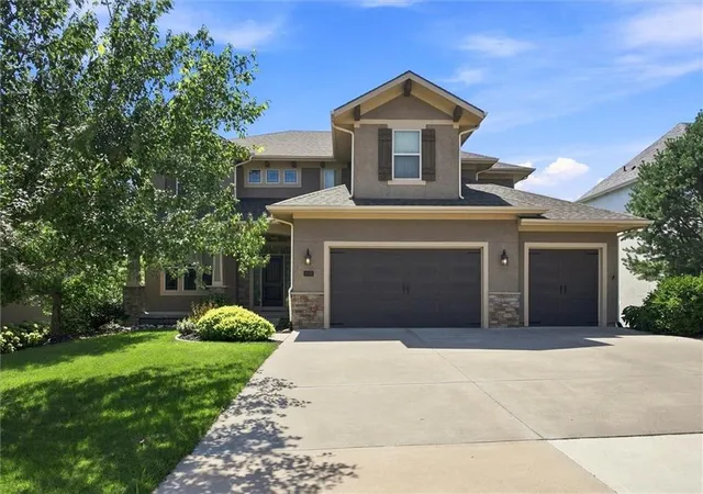 1st image of 16532 Cody St, Overland Park, KS 66221 | MLS# 2633758