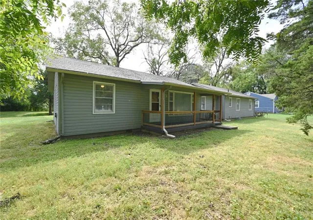 Photo 1 of Single family home for sale at 8900 Wayne Ave, Kansas City, MO 64131 | MLS# 2633760 | Listing updated on 2026-09-16