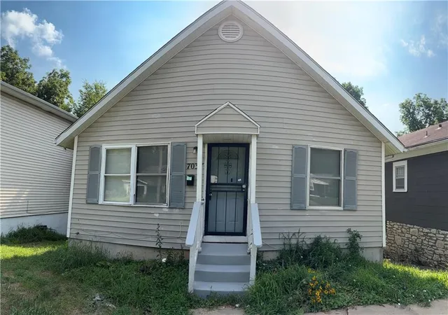Photo 1 of Single family home for sale at 7037 Indiana Ave, Kansas City, MO 64132 | MLS# 2633762 | Listing updated on 2026-07-29