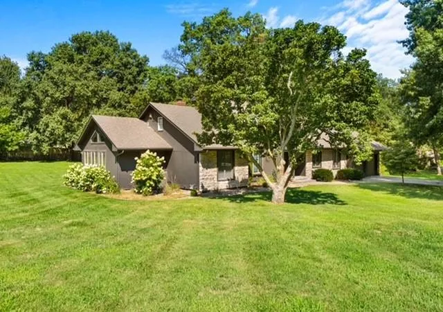 Photo 1 of Single family home for sale at 1000 Main Rd, Higginsville, MO 64037 | MLS# 2633766 | Listing updated on 2026-08-27