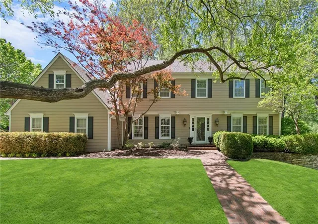 Single family home for sale at 8740 Ensley Ln, Leawood, KS 66206 | MLS# 2633769