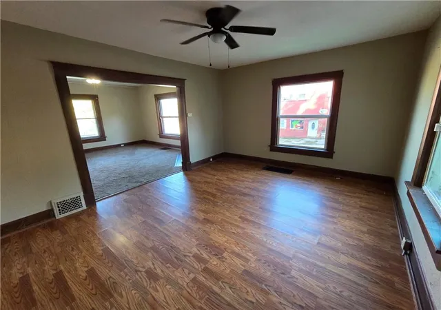 Photo 3 of Single family home for sale at 113 N 17th Street, St Joseph, MO 64501 | MLS# 2633772 | Listing updated on 2026-10-07