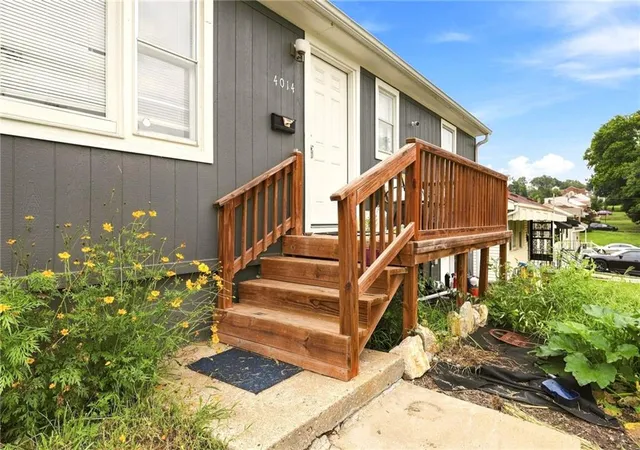 Photo 3 of Single family home for sale at 4014 Monroe Ave, Kansas City, MO 64130 | MLS# 2633775 | Listing updated on 2026-08-31
