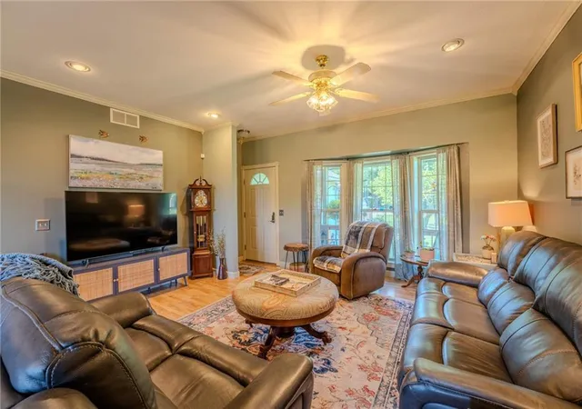 Photo 4 of Single family home for sale at 18735 Ford Rd, Chanute, KS 66720 | MLS# 2633779 | Listing updated on 2026-08-31