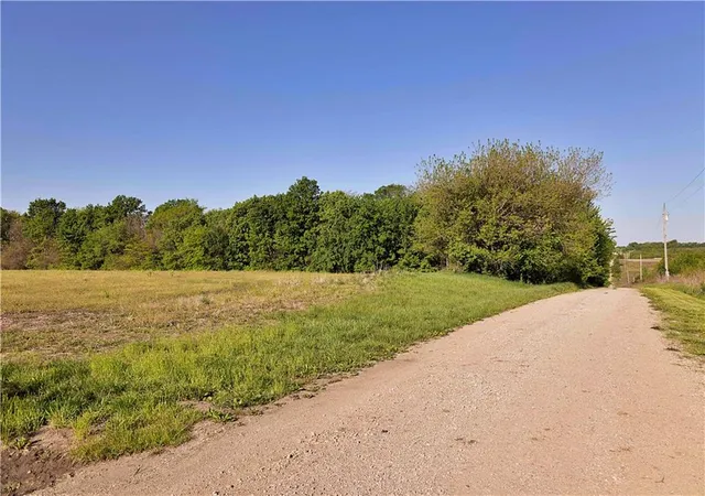 Photo 4 of Land for sale at Tbd Key Ave, Gallatin, MO 64640 | MLS# 2633809 | Listing updated on 2026-09-01