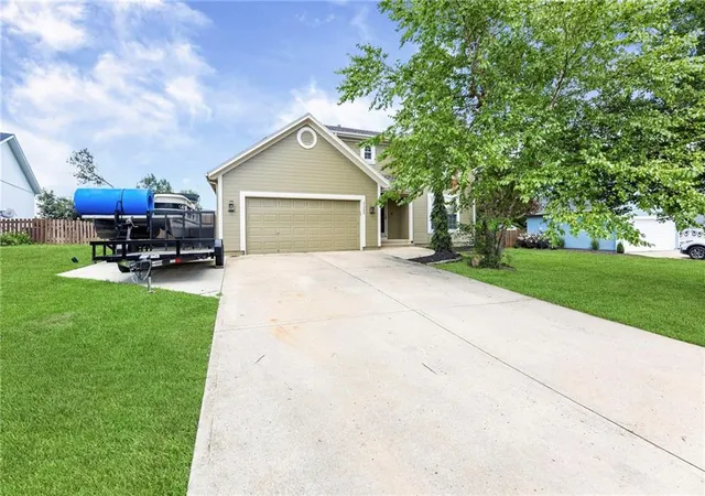 3rd image of 21240 W 226th Street, Spring Hill, KS 66083 | MLS# 2633816