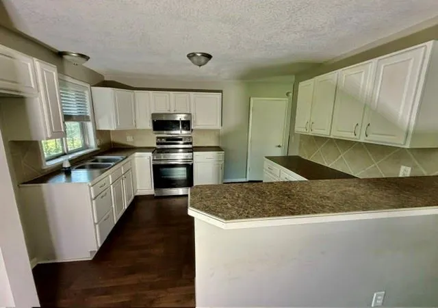 Photo 4 of Single family home for sale at 7906 E 93rd Street, Kansas City, MO 64138 | MLS# 2633818 | Listing updated on 2026-08-11