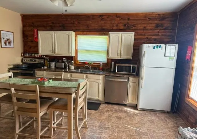 5th image of 110 S Tarkio St, Craig, MO 64437 | MLS# 2633821