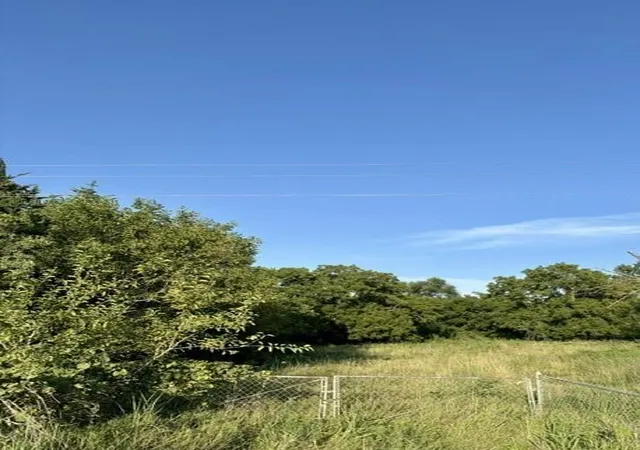 3rd image of 2198 Union Rd, Lawrence, KS 66044 | MLS# 2633822