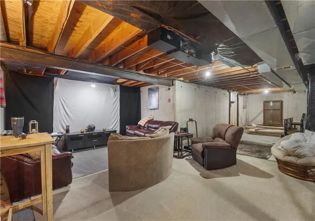 Photo 4 of Sale Pending at 6516 Rosehill Rd, Shawnee, KS 66216 | MLS# 2633835 | Listing updated on 2026-09-03
