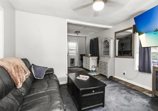 2nd image of 2418 Park Ln, Oak Grove, MO 64075 | MLS# 2633851