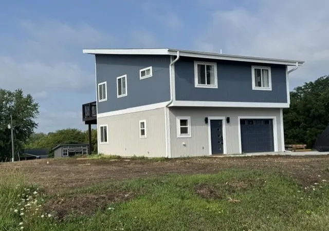 Photo 1 of Single family home for sale at 112 Admiral Dr, Gallatin, MO 64640 | MLS# 2633859 | Listing updated on 2026-08-25
