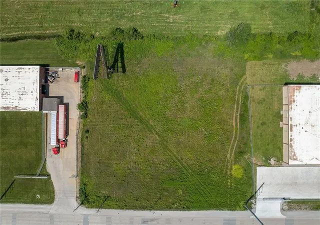 Photo 4 of Land for sale at 3702 S Leonard Rd, Saint Joseph, MO 64503 | MLS# 2633879 | Listing updated on 2026-07-28