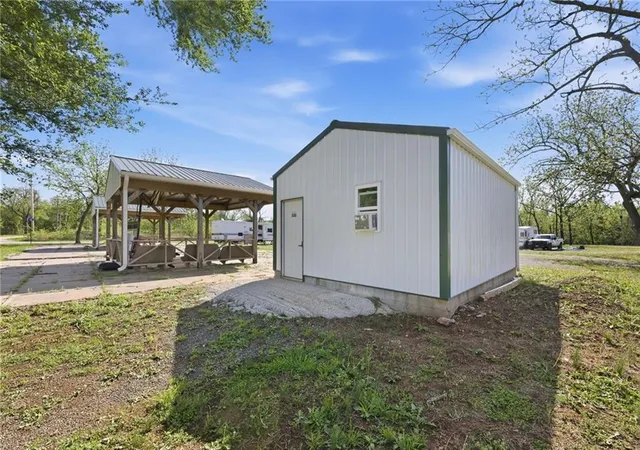 43rd image of 74 3rd St, Moran, KS 66755 | MLS# 2633888