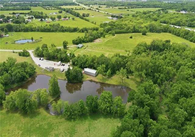 3rd image of 1276 1800 Street, Iola, KS 66749 | MLS# 2633896