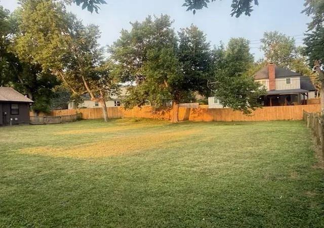 5th image of 3315 Shady Lane Dr, Gladstone, MO 64119 | MLS# 2633898