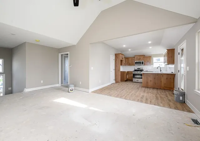 image of 15589 Sheridan Ct, Basehor, KS 66007 | MLS# 2633903