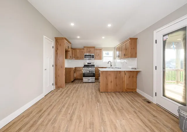 image of 15589 Sheridan Ct, Basehor, KS 66007 | MLS# 2633903