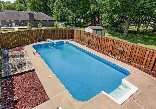 28th image of 408 E Walnut St, Odessa, MO 64076 | MLS# 2633907