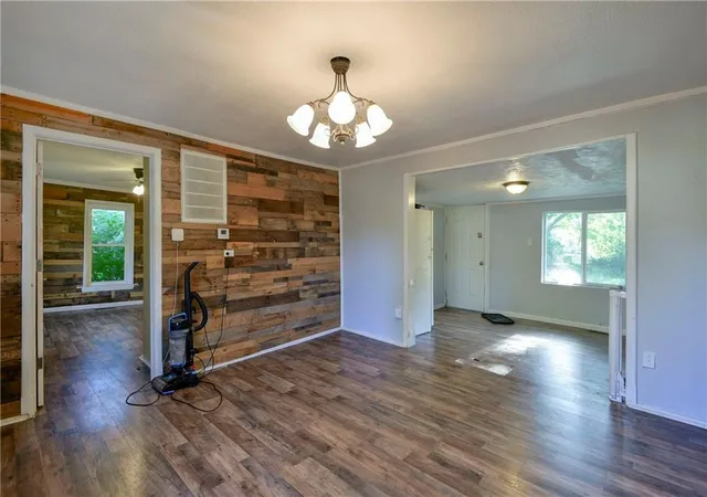 Photo 5 of Single family home for sale at 407 S Clarke Ave, Clever, MO 65631 | MLS# 2633908 | Listing updated on 2026-08-24