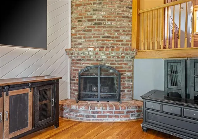 Photo 4 of Single family home for sale at 6908 Millridge St, Shawnee, KS 66218 | MLS# 2633925 | Listing updated on 2026-10-29
