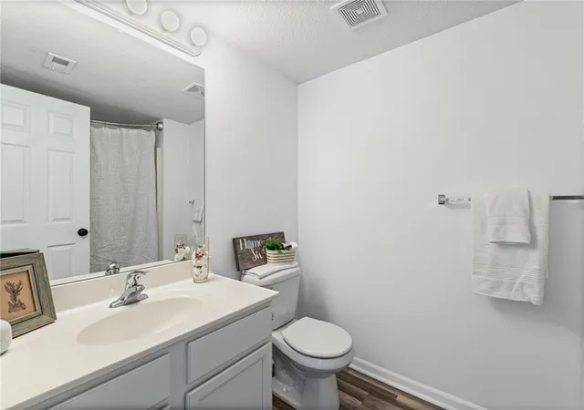 2nd image of 5500 NE 80th Ter, Kansas City, MO 64119