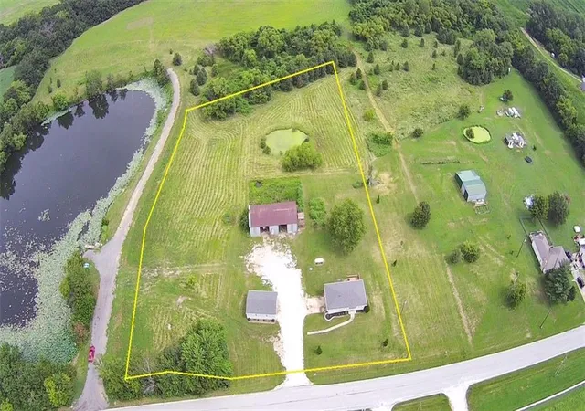 2nd image of 34906 E Colbern Rd, Lone Jack, MO 64070 | MLS# 2633946