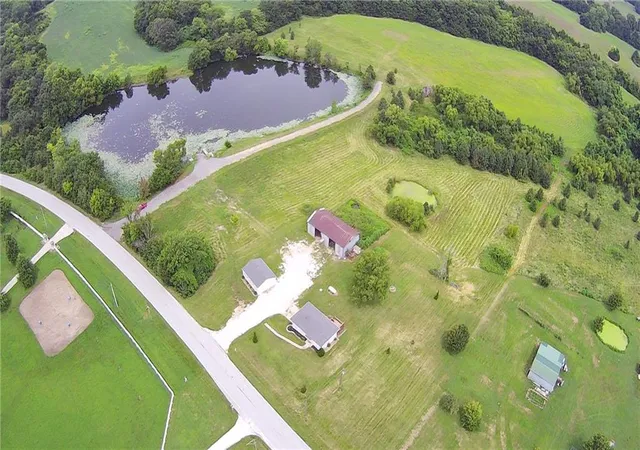 36th image of 34906 E Colbern Rd, Lone Jack, MO 64070 | MLS# 2633946