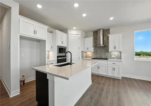 1st image of 1395 N 163rd Cir, Basehor, KS 66007 | MLS# 2633964