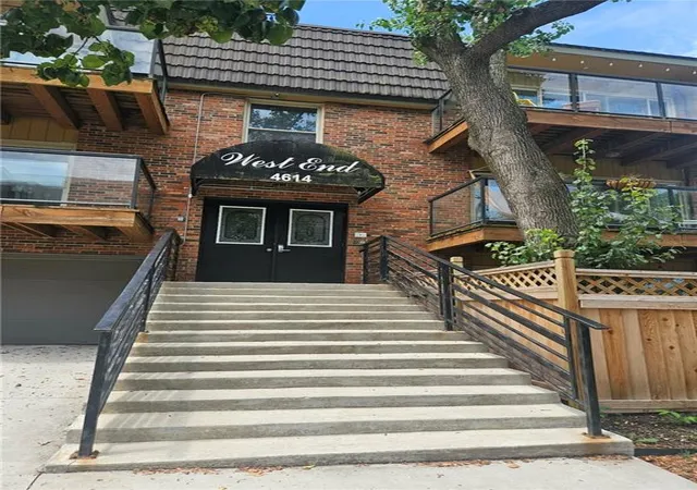 Photo 3 of Condo for sale at 4614 Holly St #3, Kansas City, MO 64112 | MLS# 2633968 | Listing updated on 2026-09-03