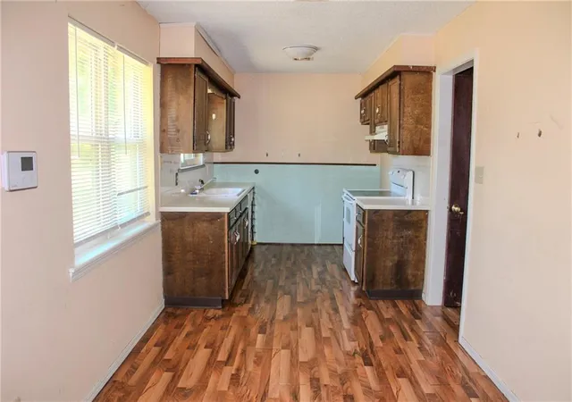 4th image of 524 S 6Th St, Independence, KS 67301 | MLS# 2633982