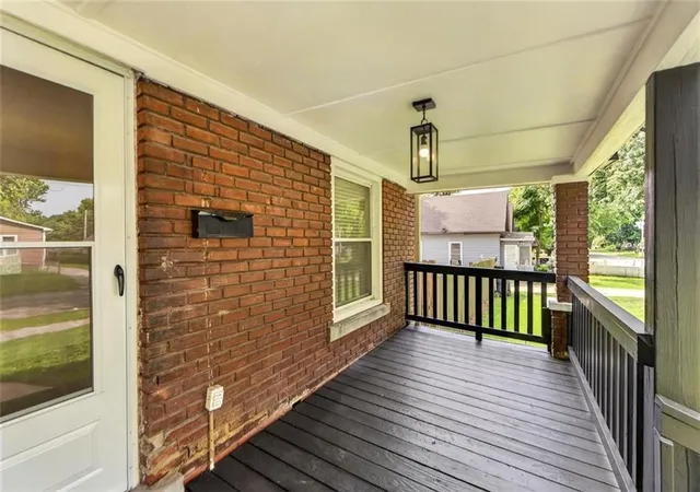 Photo 2 of Single family home for sale at 433 Oakley Ave, Kansas City, MO 64123 | MLS# 2633986 | Listing updated on 2026-08-14