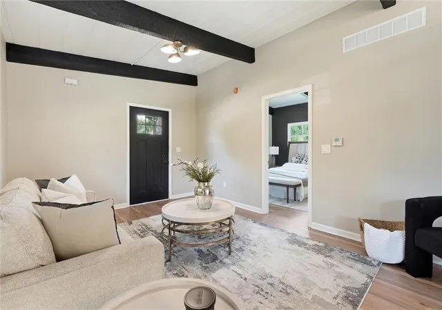 Photo 4 of Single family home for sale at 1414 Park Ct, Kansas City, MO 64111 | MLS# 2633988 | Listing updated on 2026-08-22