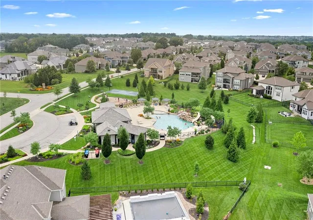 42nd image of 17200 Melrose St, Overland Park, KS 66221 | MLS# 2633989