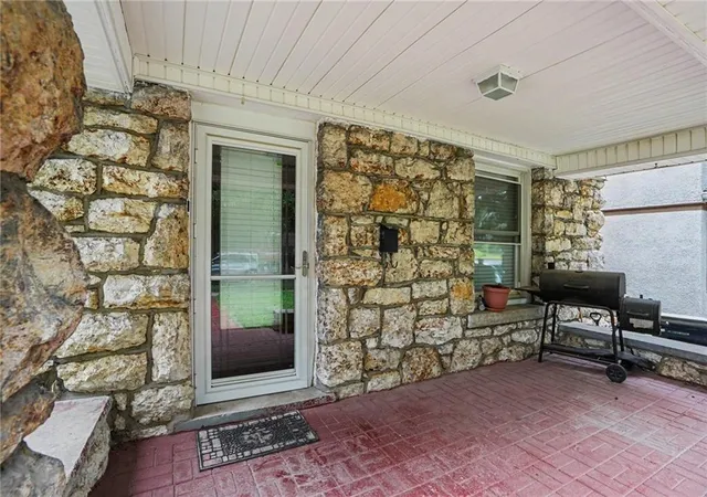 Photo 4 of Single family home for sale at 339 Spruce Ave, Kansas City, MO 64124 | MLS# 2634001 | Listing updated on 2026-08-08