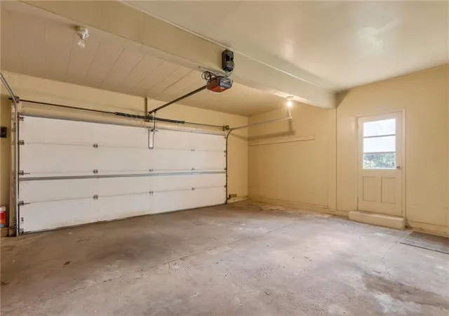 Photo 46 of Single family home for sale at 2820 Scott St, St Joseph, MO 64507 | MLS# 2634007 | Listing updated on 2026-09-01