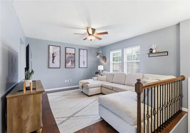 4th image of 1729 W Normandy Dr, Olathe, KS 66061 | MLS# 2634008