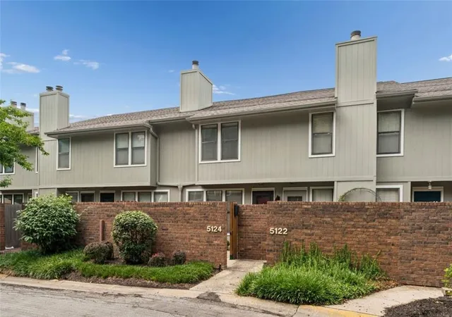 1st image of 5124 W 62nd St, Mission, KS 66205 | MLS# 2634015