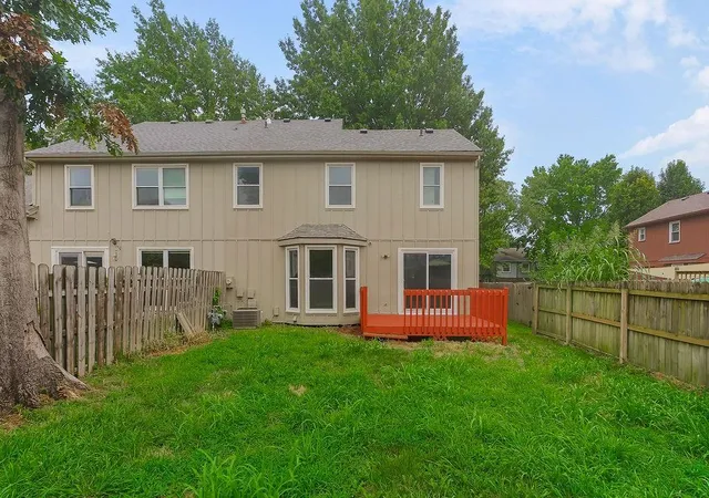 32nd image of 10740 W 115th St, Overland Park, KS 66210 | MLS# 2634021