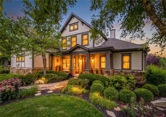 1st image of 7435 Deer Ridge Dr, Shawnee, KS 66227 | MLS# 2634023